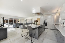 Woodland Gate Walk, Leybourne Chase, West Malling