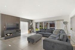 Woodland Gate Walk, Leybourne Chase, West Malling