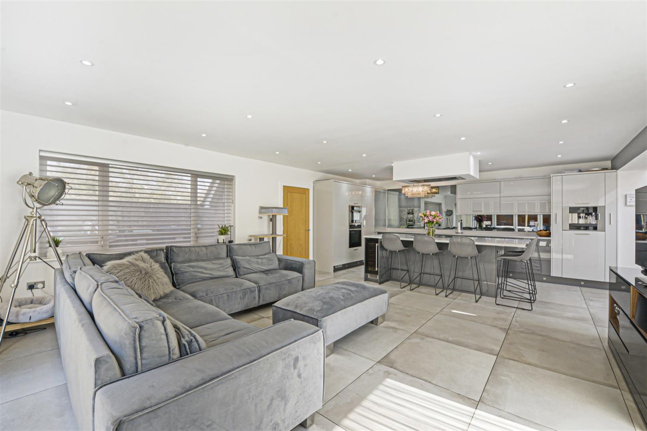 Woodland Gate Walk, Leybourne Chase, West Malling