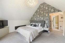 Woodland Gate Walk, Leybourne Chase, West Malling