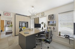 Woodland Gate Walk, Leybourne Chase, West Malling