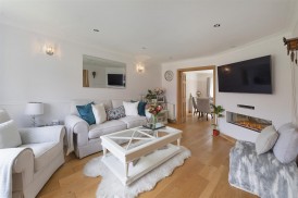 Phoenix Drive, Wateringbury