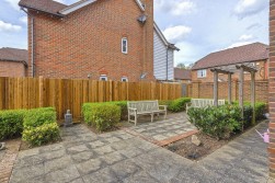 Amber Lane, Kings Hill, West Malling