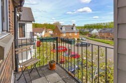 Amber Lane, Kings Hill, West Malling
