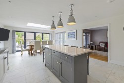 Teston Road, Offham