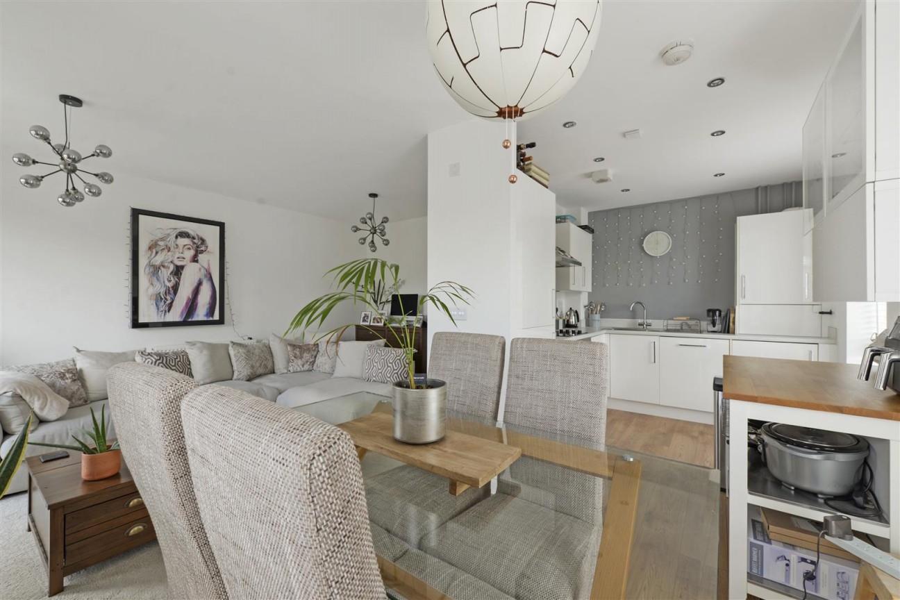 Wills Crescent, Leybourne