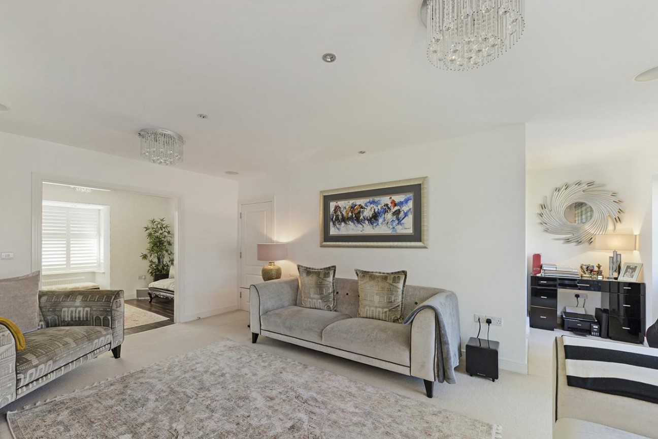 Regent Way, Kings Hill, ME19 4EB