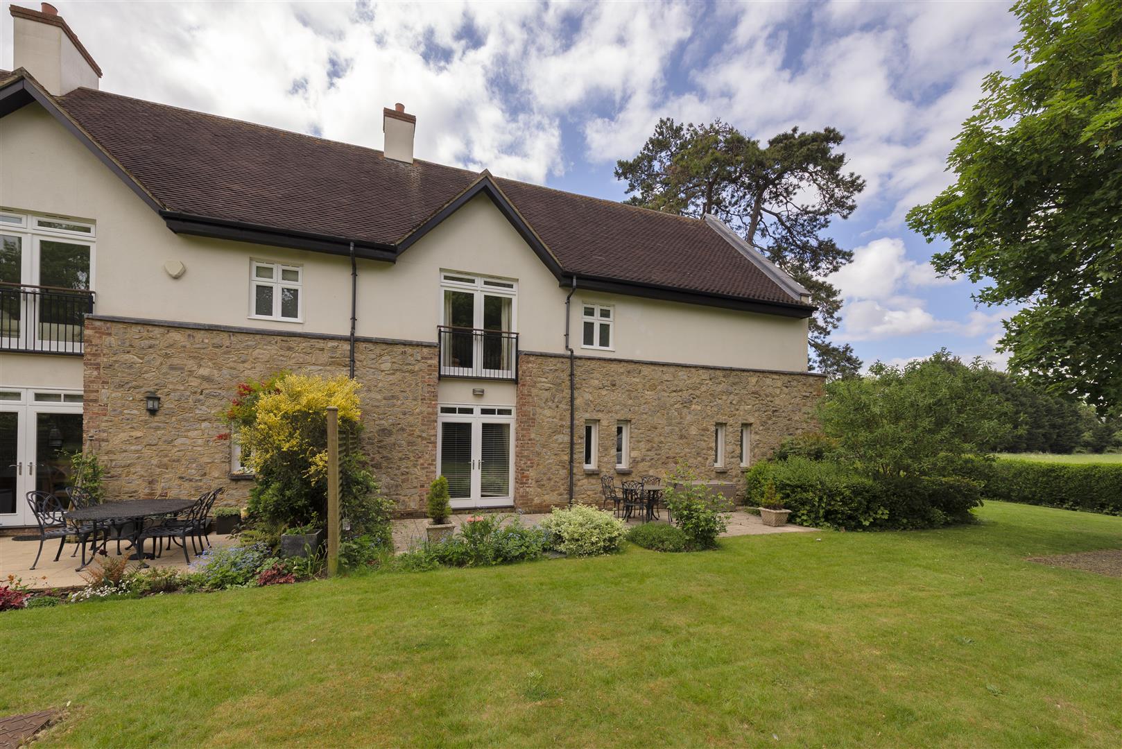 St. Leonards Street, West Malling