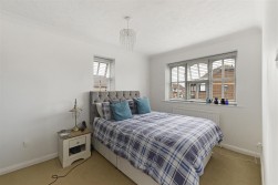 The Ridings, Paddock Wood