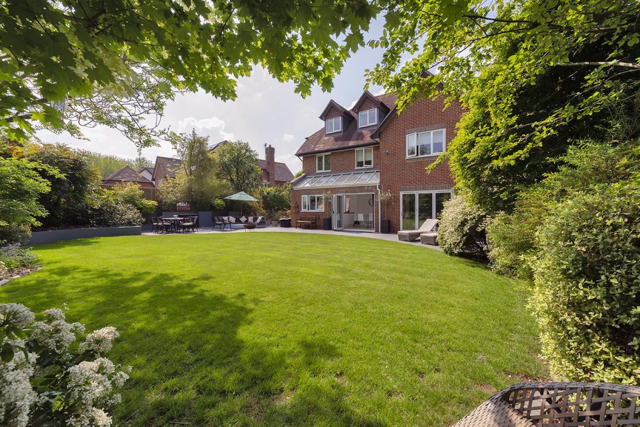 Hollandbury Park, Kings Hill, ME19 4BZ