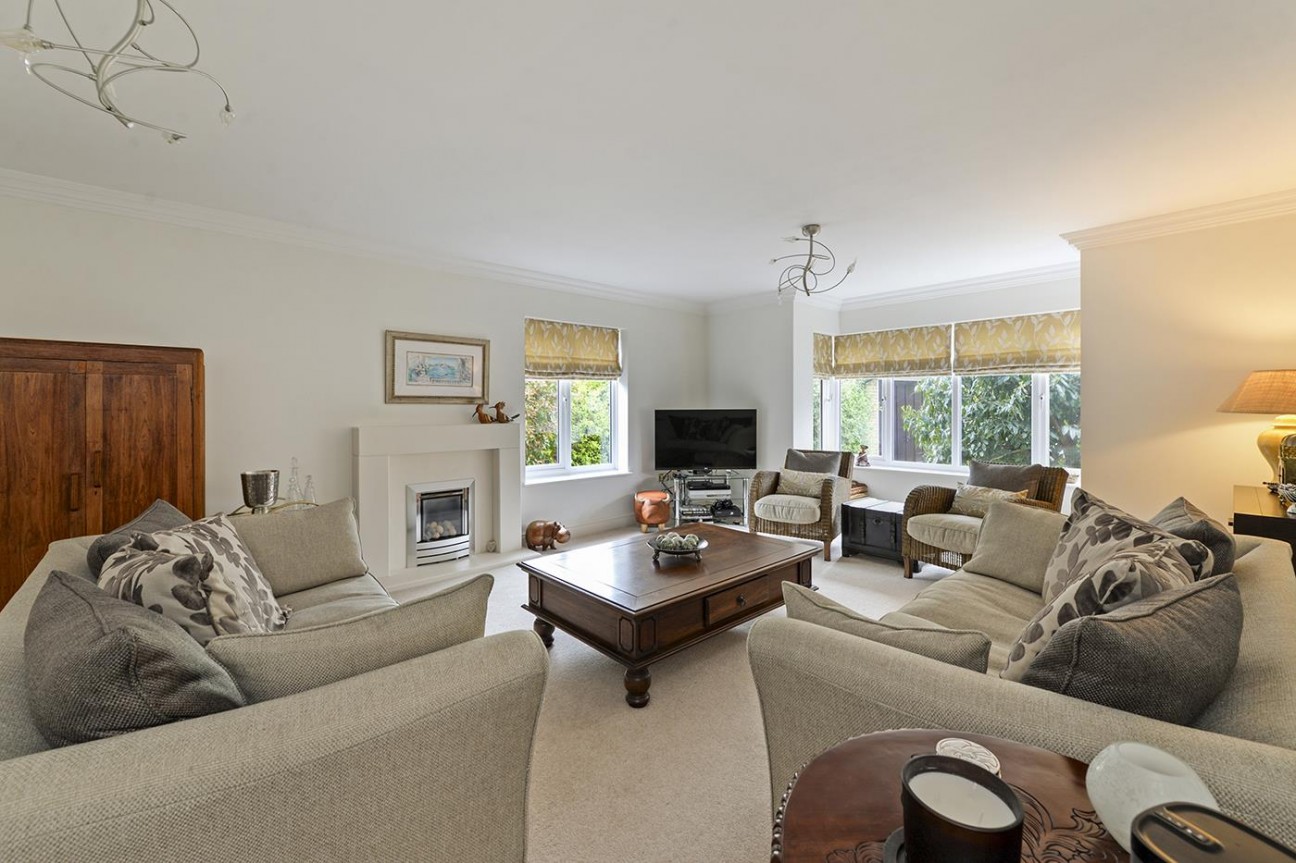 Hollandbury Park, Kings Hill, ME19 4BZ