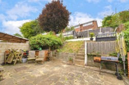 Charles Drive, Cuxton