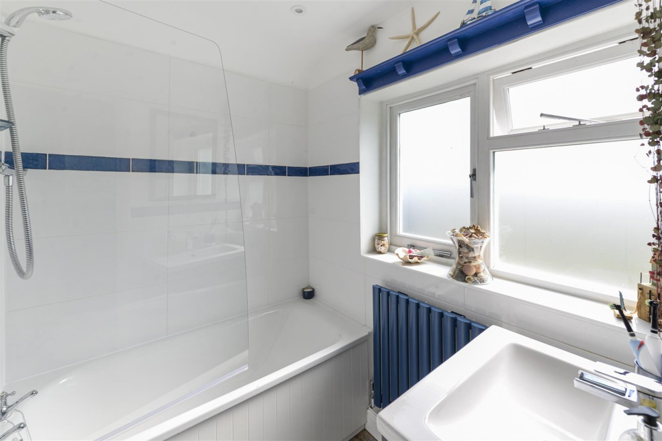 Lees Road, Laddingford, Maidstone