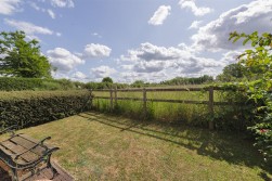 Lees Road, Laddingford, Maidstone