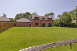 Pepingstraw Close, Offham