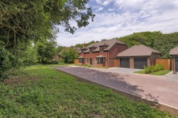 Pepingstraw Close, Offham