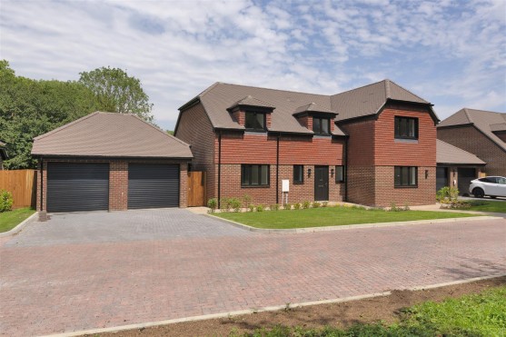 Pepingstraw Close, Offham