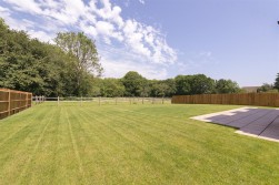 Pepingstraw Close, Offham
