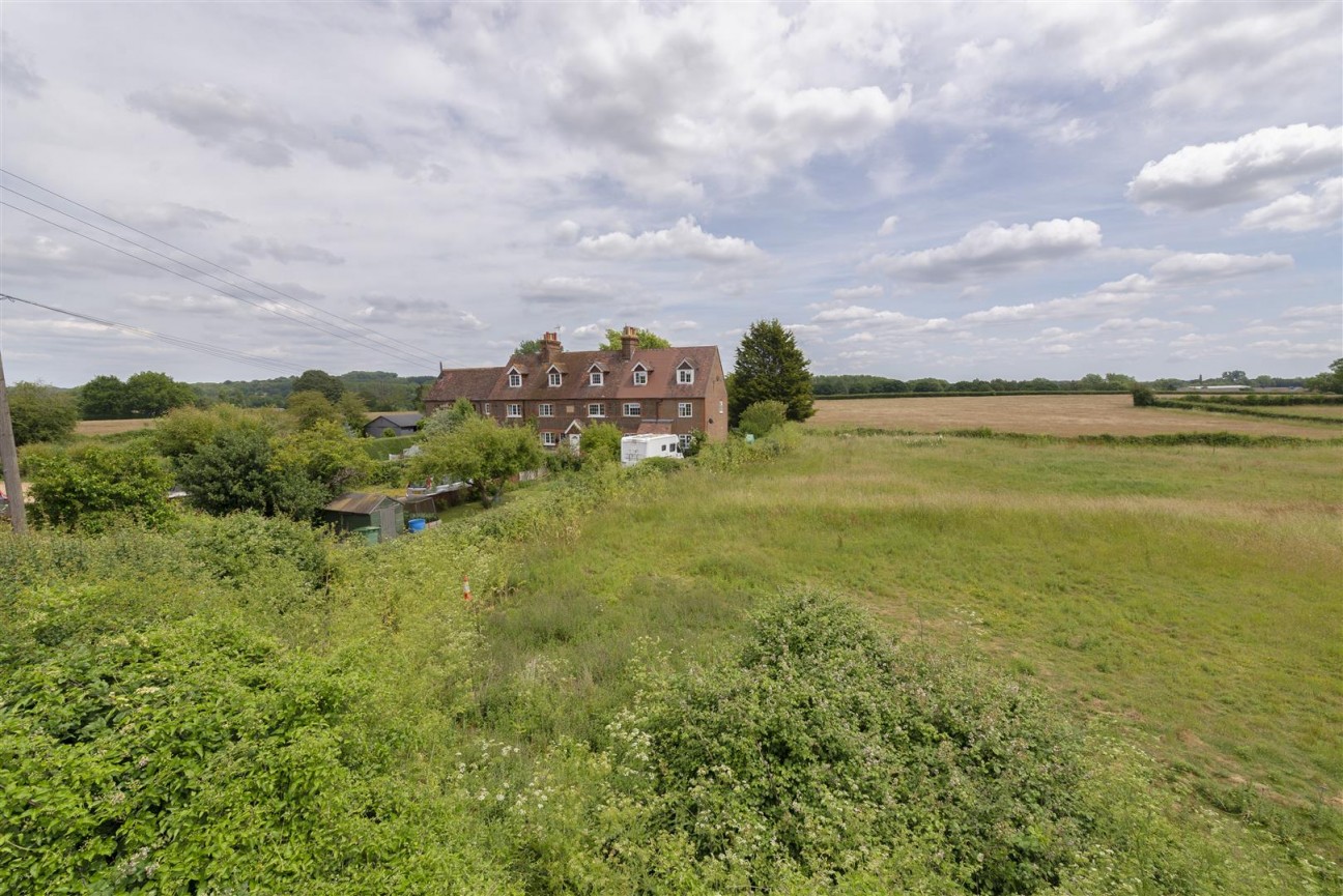 Maidstone Road, Nettlestead