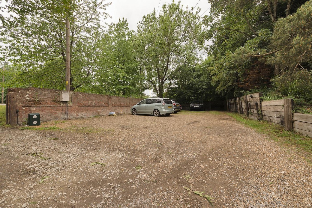 London Road, Wrotham Heath