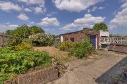 Maxwell Drive, Allington