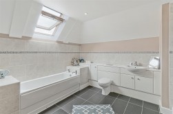 Braeburn Way, Kings Hill, ME19 4EA