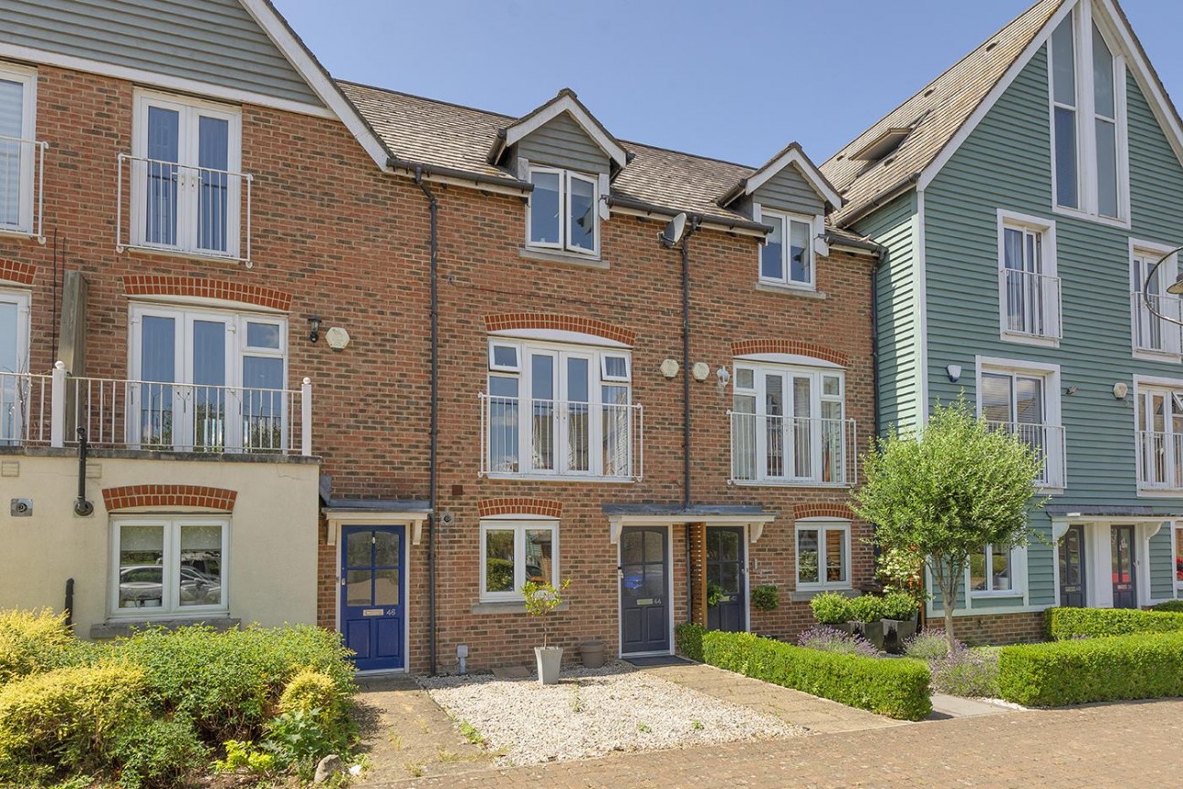 The Lakes, Larkfield, Kent