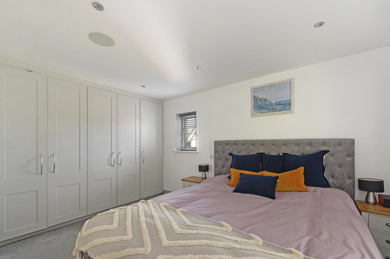 Ames Way, Kings Hill, ME19 4HT