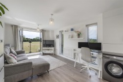 Malpass Drive, Leybourne