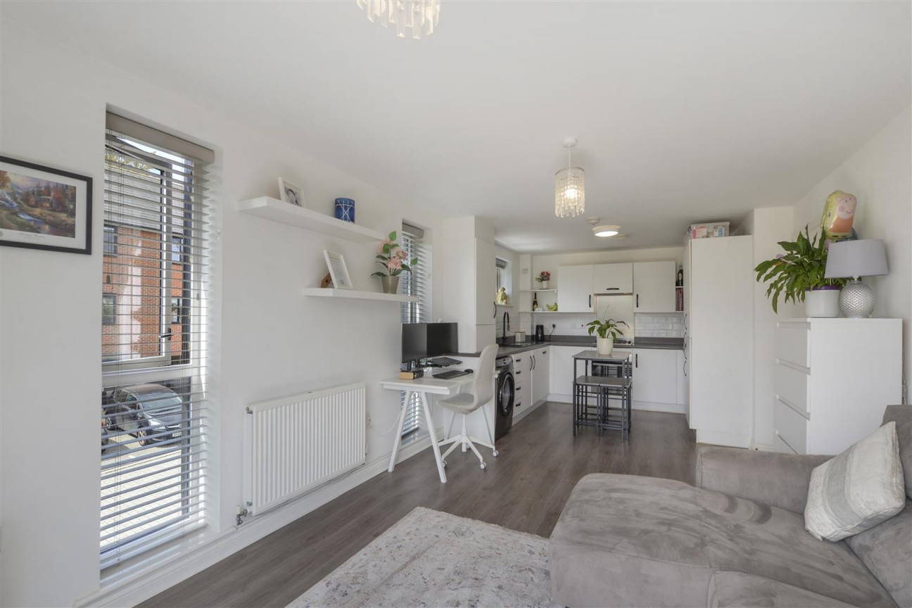 Malpass Drive, Leybourne