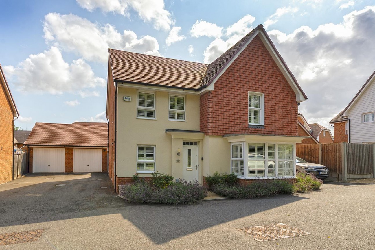 Rosebay Gardens, Allington