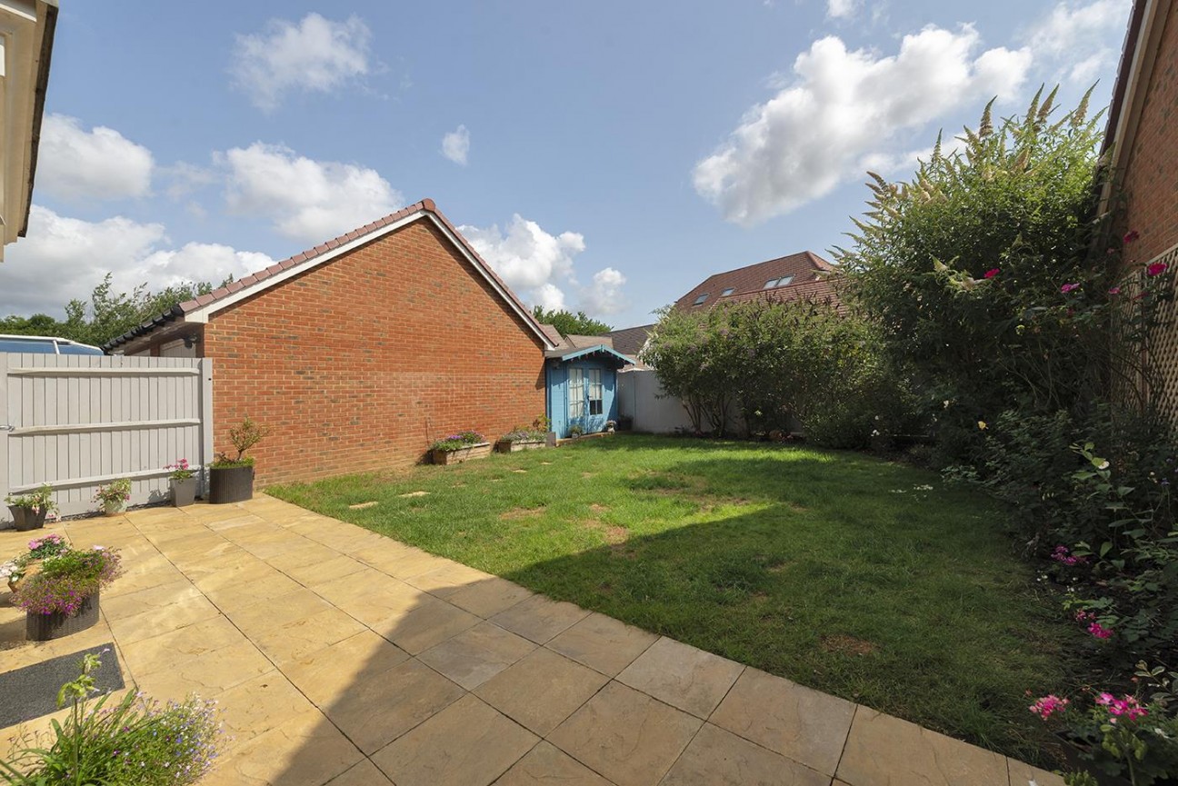 Rosebay Gardens, Allington