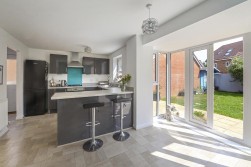 Rosebay Gardens, Allington