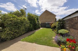 Forest Road, Paddock Wood
