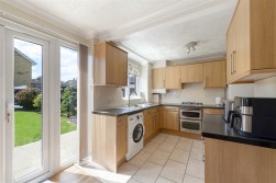 Forest Road, Paddock Wood