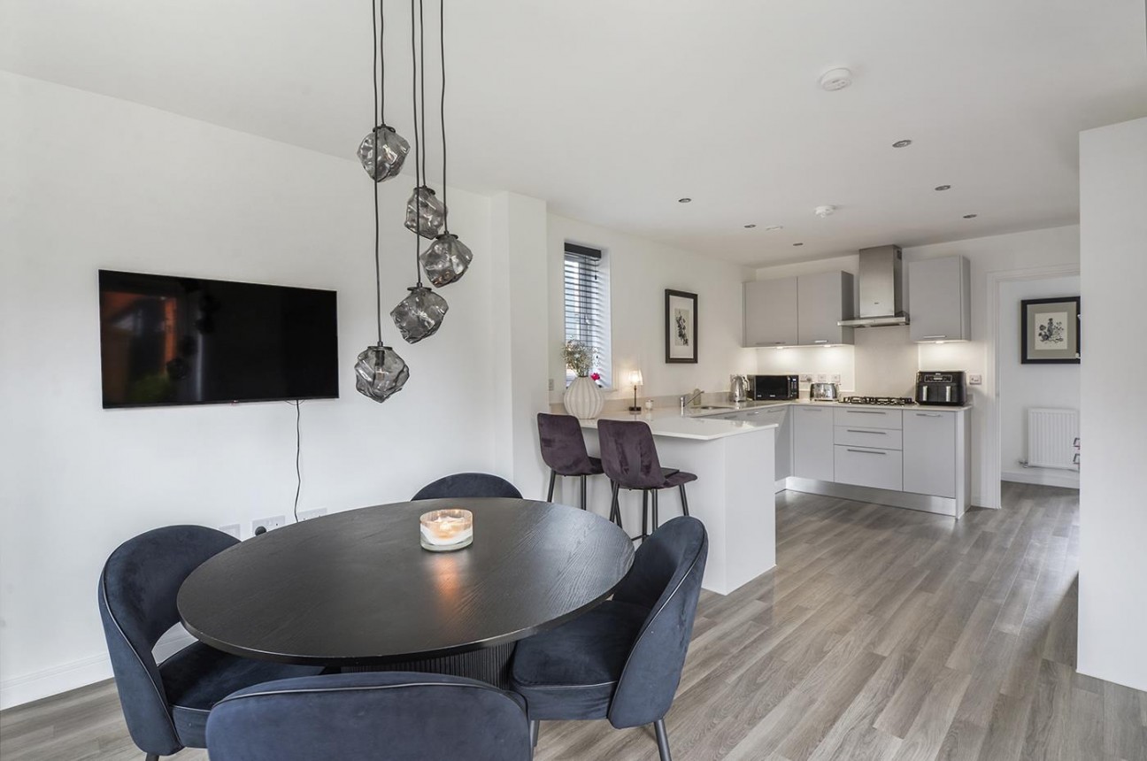 Target Grove, Kings Hill