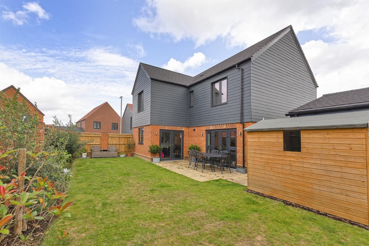 Target Grove, Kings Hill
