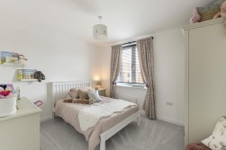 Target Grove, Kings Hill