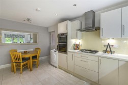 Godden Drive, East Malling, ME19 6FU