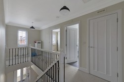 Richmond Avenue, Kings Hill