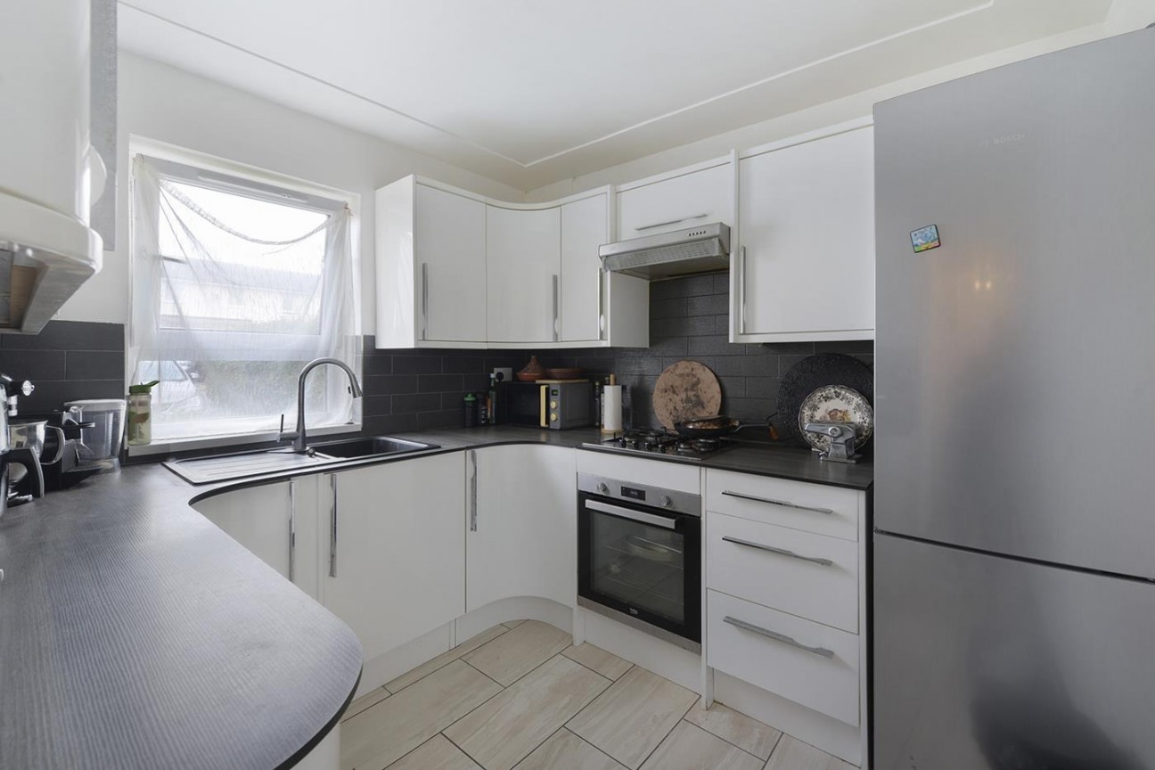 Cranham Square, Marden