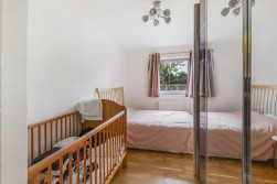 Cranham Square, Marden