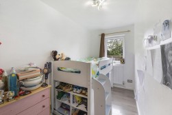 Cranham Square, Marden