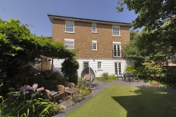Greensleeves Way, Kings Hill, ME19 4BJ