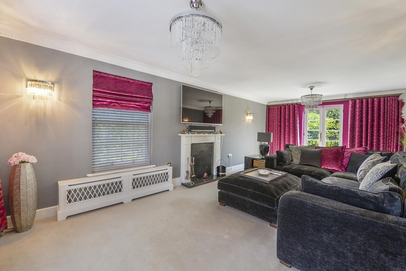 Greensleeves Way, Kings Hill, ME19 4BJ