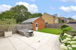 Baddlesmere Drive, Kings Hill, ME19 4SF