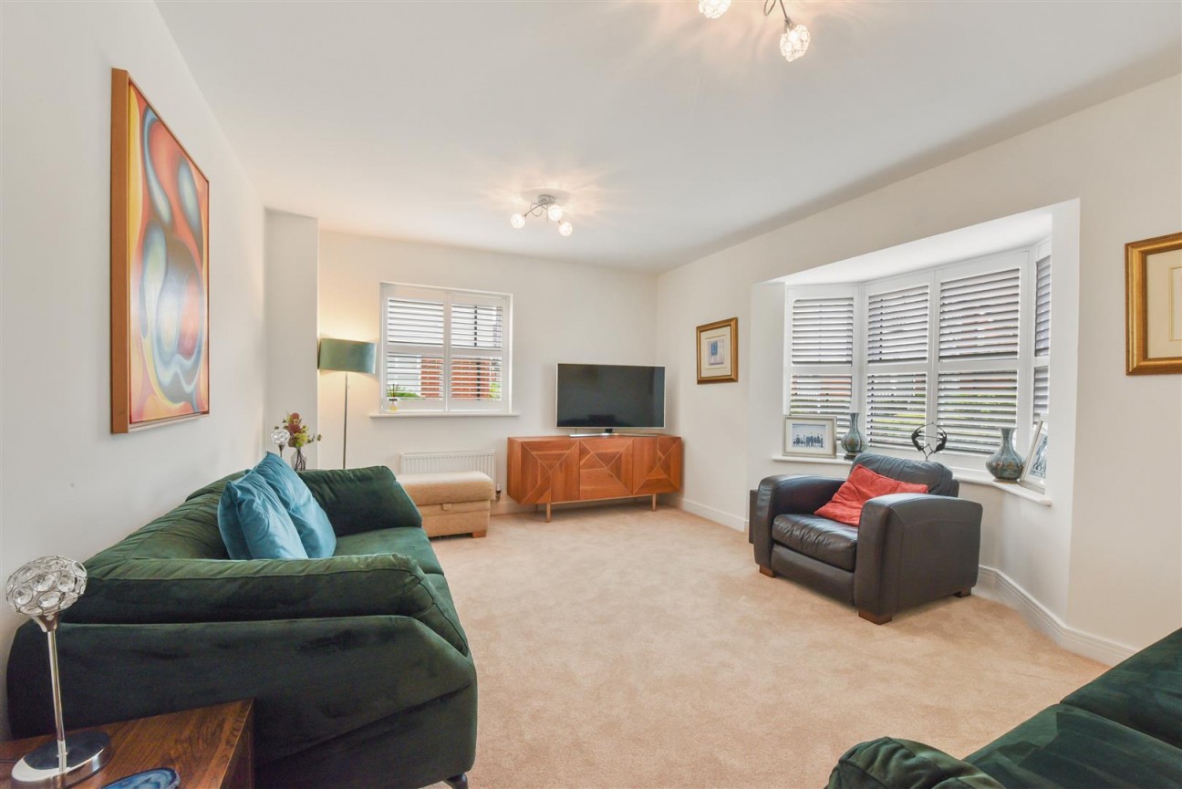 Clarence Way, Kings Hill, ME10 4QT