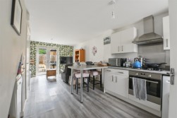 Whatman Drive, Maidstone