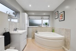 Woodlands Road, Ditton