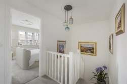 Dumbrell Drive, Paddock Wood, Tonbridge